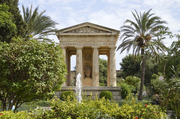 Valletta, Monument to Sir Alexander Ball